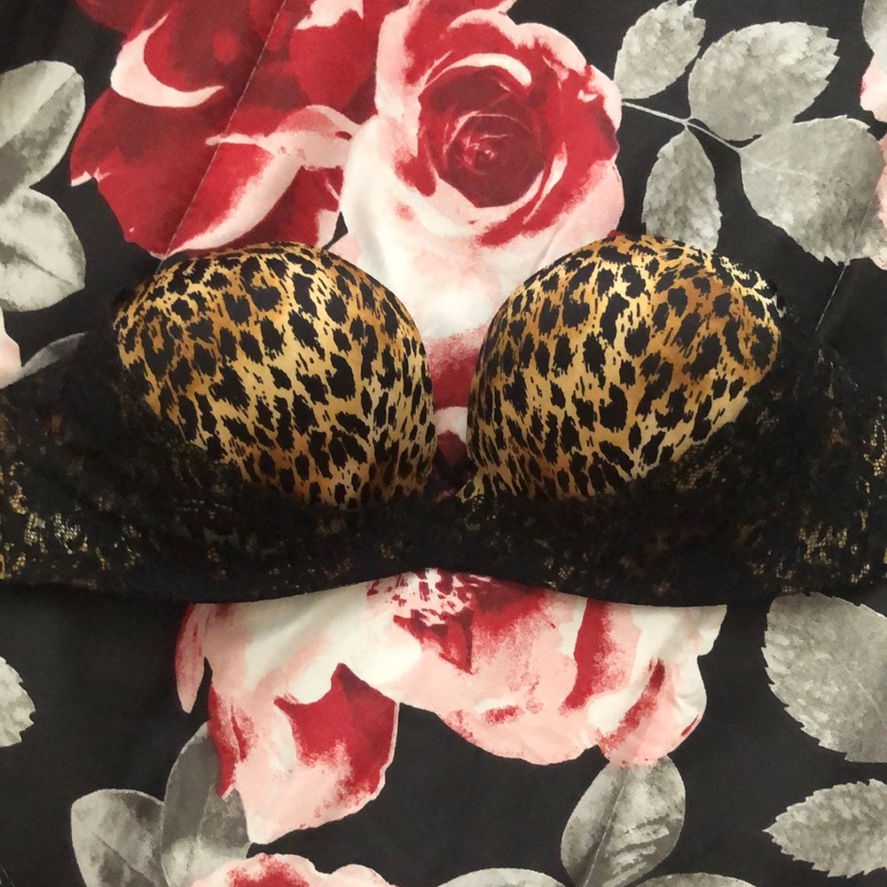 Victoria's Secret Miraculous Padded Strapless Bra